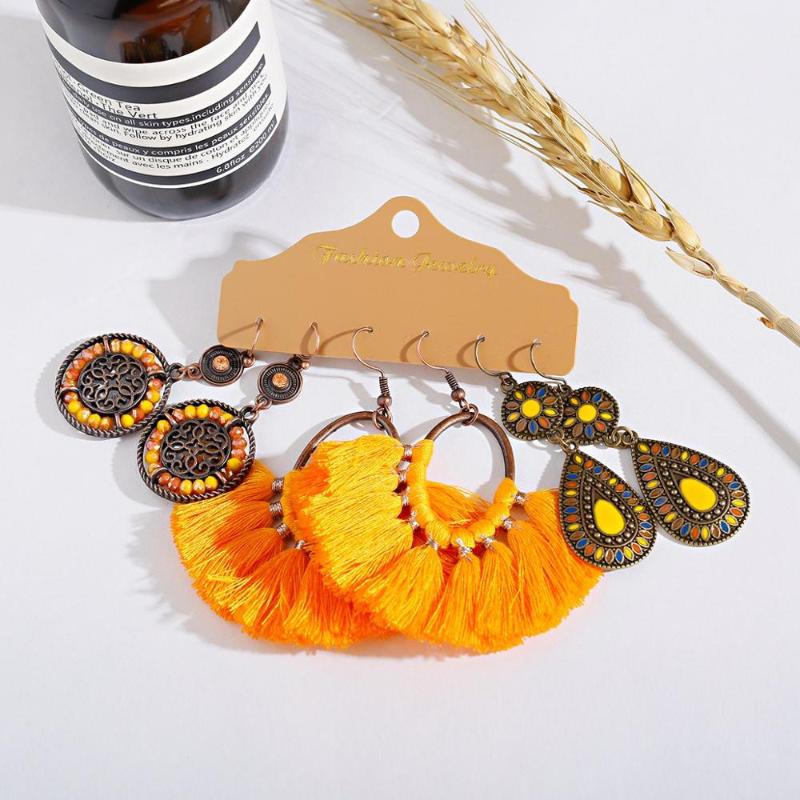 Retro Bohemian Style Pendant Earrings 3 Pieces/Lot Drop-Shaped Alloy Geometric Pattern Yellow Cotton Silk Tassel Earrings Set
Retro Bohemian Style Pendant Earrings 3 Pieces/Lot Drop-Shaped Alloy Geometric Pattern Yellow Cotton Silk Tassel Earrings Set