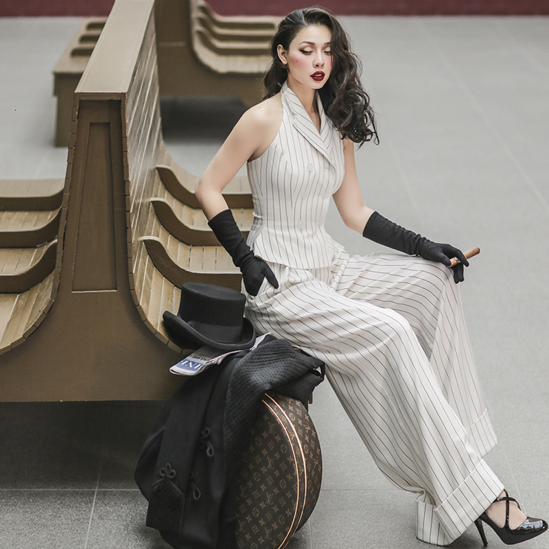 2021 New Palais Original A/w Retro Collection and Wide Paws Women Two Piece Outfits Le Fumar Street Fashion Sets PKAD, Sky blue.
2021 New Palais Original A/w Retro Collection and Wide Paws Women Two Piece Outfits Le Fumar Street Fashion Sets PKAD, Sky blue.