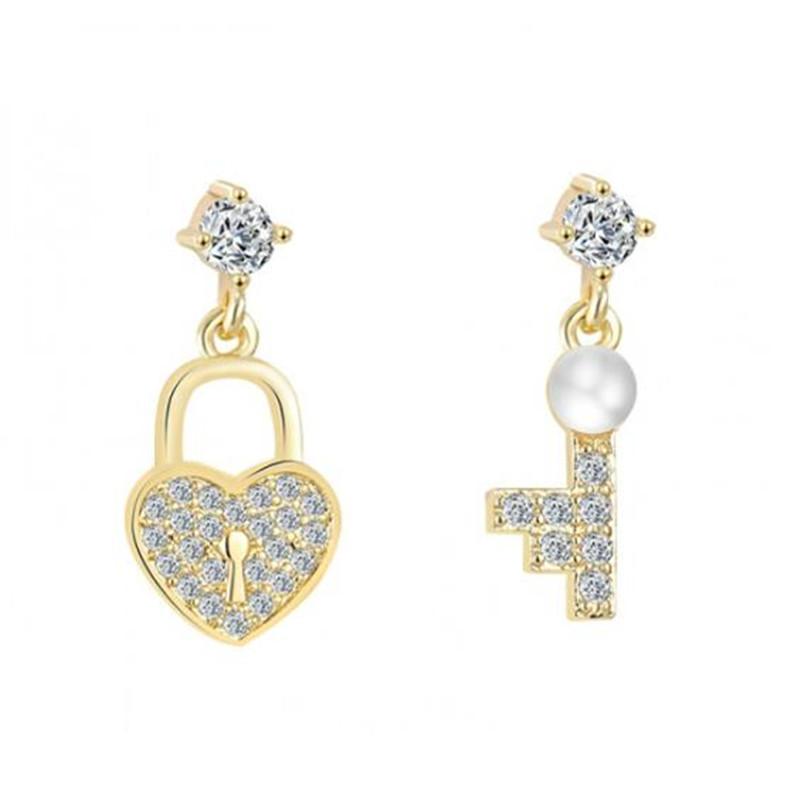 Stud Exquisite Key Lock Pearl Crystal Earrings Korean Style Female Asymmetric Fashion Women Jewelry
Stud Exquisite Key Lock Pearl Crystal Earrings Korean Style Female Asymmetric Fashion Women Jewelry
