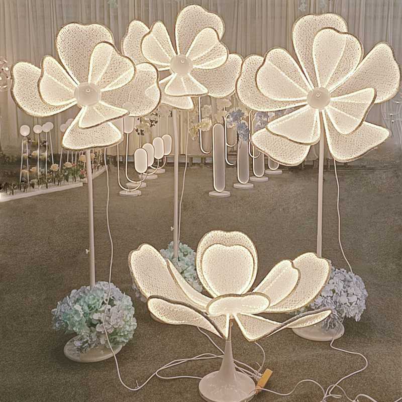 New Wedding props luminous peony LED lights lead the way petal background screen welcome area road lead
New Wedding props luminous peony LED lights lead the way petal background screen welcome area road lead