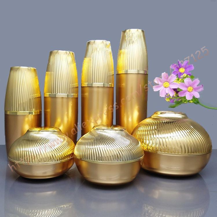 Top grade cosmetics suit packing,30g/50g/120g cream jar,30ml/50ml/120ml moisturizer/facial water/lotion/essential oil bottle
Top grade cosmetics suit packing,30g/50g/120g cream jar,30ml/50ml/120ml moisturizer/facial water/lotion/essential oil bottle