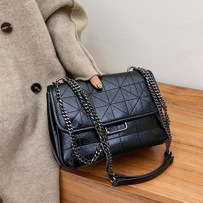 Luxury Ladies Chain Shoulder Bags 2021 New Brand Designer Crossbody Bags For Women Travel Shopper Bag High Quality Leather Purse, Black
Luxury Ladies Chain Shoulder Bags 2021 New Brand Designer Crossbody Bags For Women Travel Shopper Bag High Quality Leather Purse, Black