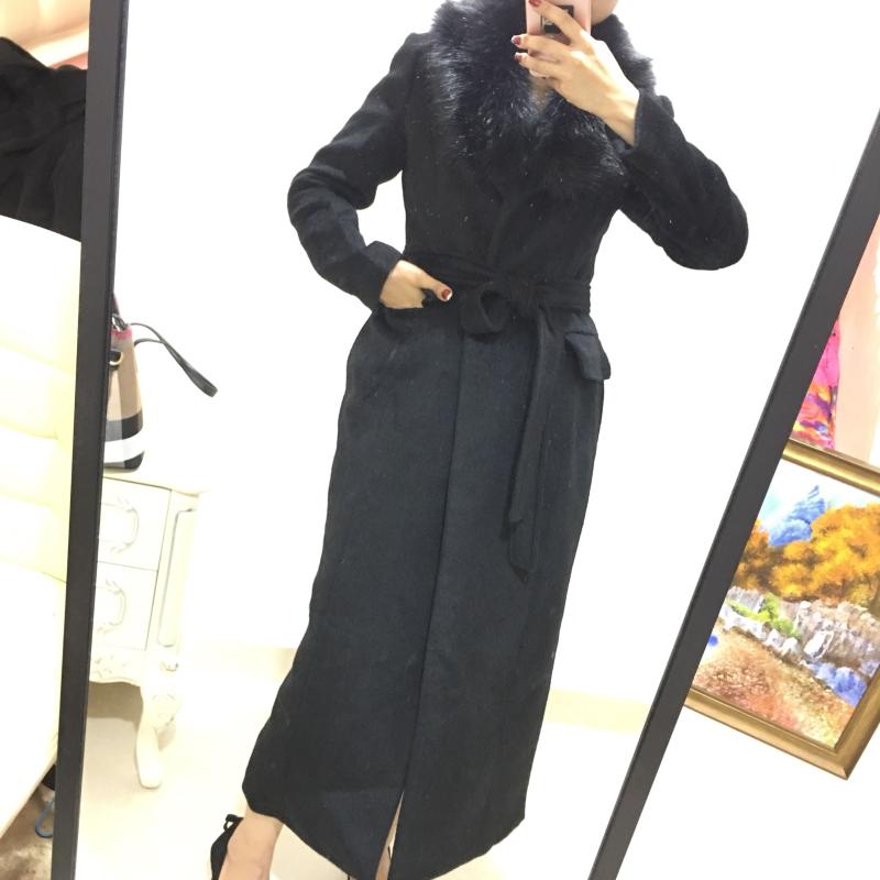 Winter fashion women woolen coat high imitation big fur collar black belted cashmere coat women slim x-long
Winter fashion women woolen coat high imitation big fur collar black belted cashmere coat women slim x-long