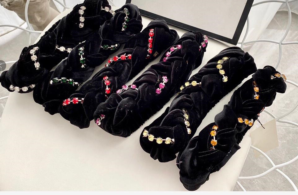 New Elastic Velvet Headbands Hair Bands For Women High Quality Designer Rhinestone Yoga Headwrap Headband Hair accessories Dropship
New Elastic Velvet Headbands Hair Bands For Women High Quality Designer Rhinestone Yoga Headwrap Headband Hair accessories Dropship
