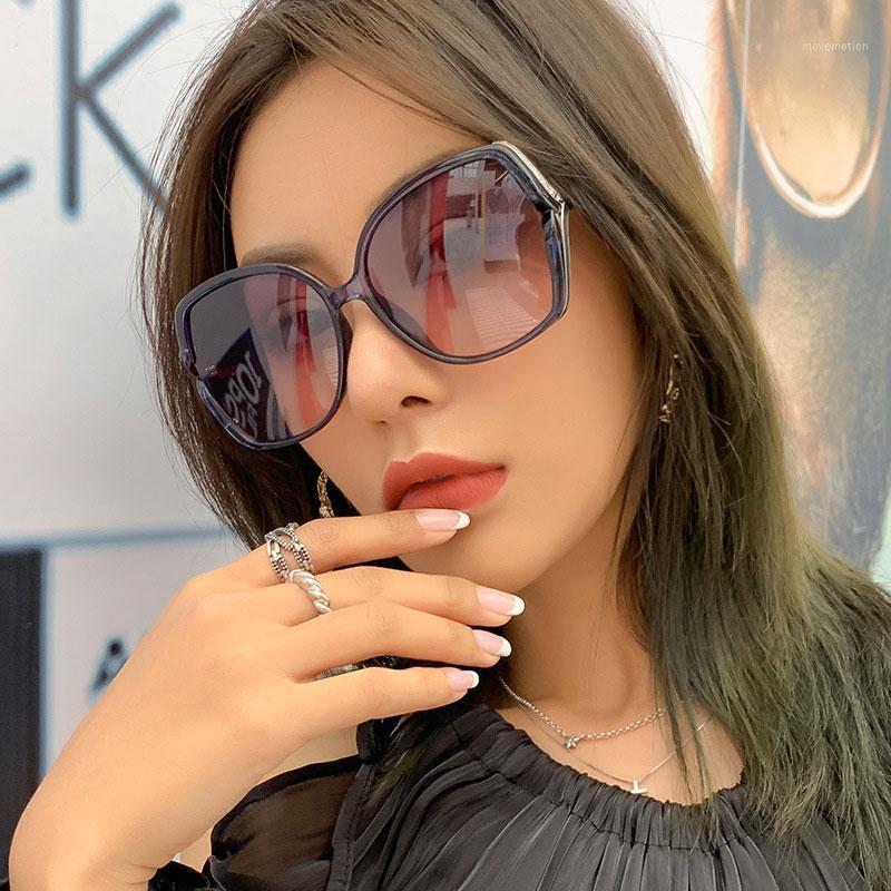 2020 High Quality Square Polarized Gradient Sunglasses Women Brand Designer UV400 Sun Glasses diamond Transparent Frame sunglass1
2020 High Quality Square Polarized Gradient Sunglasses Women Brand Designer UV400 Sun Glasses diamond Transparent Frame sunglass1