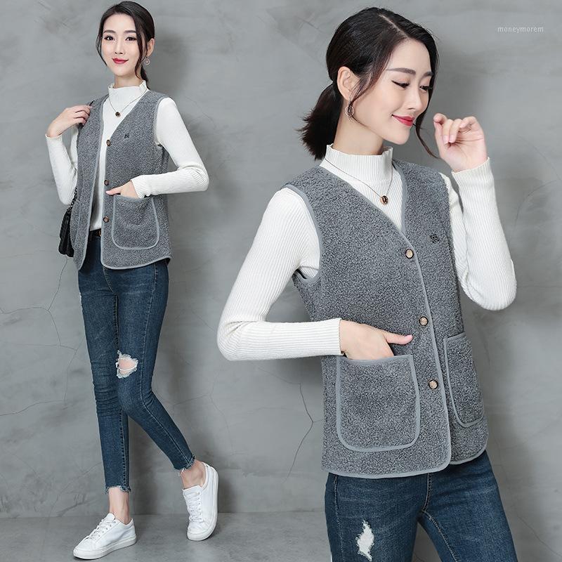 5 Parts Heating Women's Heated Vest Female USB Intelligent Electric Heating Waistcoat For Men And Women Size -5xl Polar Fleece1, Black
5 Parts Heating Women's Heated Vest Female USB Intelligent Electric Heating Waistcoat For Men And Women Size -5xl Polar Fleece1, Black