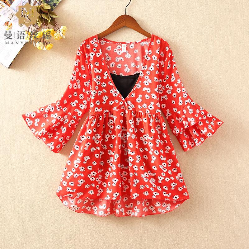 Women Spring Summer Style Chiffon blouses Shirts Lady Casual V-Neck Flare Sleeve Flower Printed Blusas Tops with slip ZZ0643, Black
Women Spring Summer Style Chiffon blouses Shirts Lady Casual V-Neck Flare Sleeve Flower Printed Blusas Tops with slip ZZ0643, Black