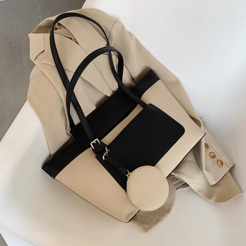 2021 Vintage Large PU Leather Crossbody Bags 2021 Winter Simple Shoulder Handbags Women's Trending Hand Bag, Black
2021 Vintage Large PU Leather Crossbody Bags 2021 Winter Simple Shoulder Handbags Women's Trending Hand Bag, Black