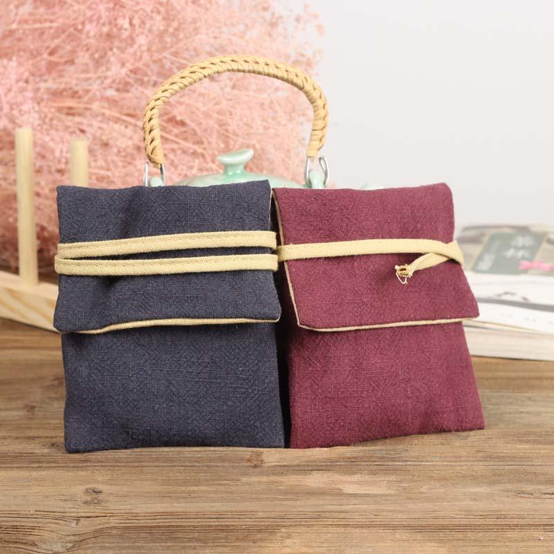 High End Plain Cotton Linen Small Cloth Bag Portable Travel Bracelet Jewelry Gift Bags with Rope Fabric Storage Pouch
High End Plain Cotton Linen Small Cloth Bag Portable Travel Bracelet Jewelry Gift Bags with Rope Fabric Storage Pouch