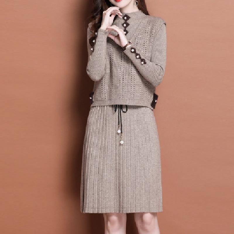 Women's Sets Solid Color Knee Length Knit Dress Winter Two Piece Set Sweater Dress 2020 Solid Autumn Bottom Sweaters Skirt Suits, Red
Women's Sets Solid Color Knee Length Knit Dress Winter Two Piece Set Sweater Dress 2020 Solid Autumn Bottom Sweaters Skirt Suits, Red