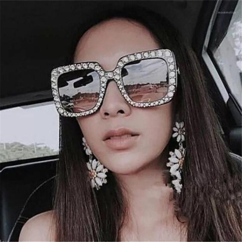 Oversize Retro Sunglasses Rhinestone Designer Sun glasses for Women Square Shades Women Fashion Sunglasses UV4001
Oversize Retro Sunglasses Rhinestone Designer Sun glasses for Women Square Shades Women Fashion Sunglasses UV4001