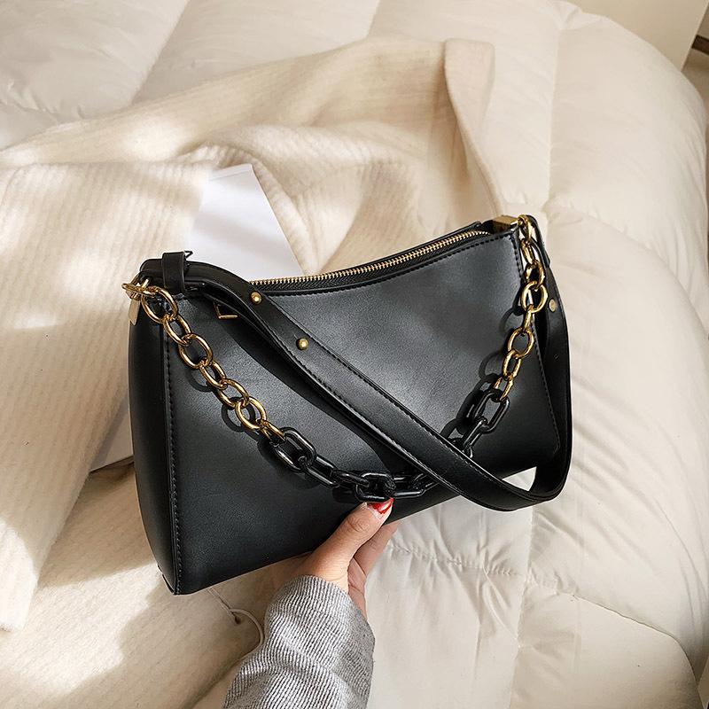 Brand Designer PU Leather Women's Shoulder Bag Fashion Chain Handbag Small Pillow Crossbody Bag, Beige
Brand Designer PU Leather Women's Shoulder Bag Fashion Chain Handbag Small Pillow Crossbody Bag, Beige
