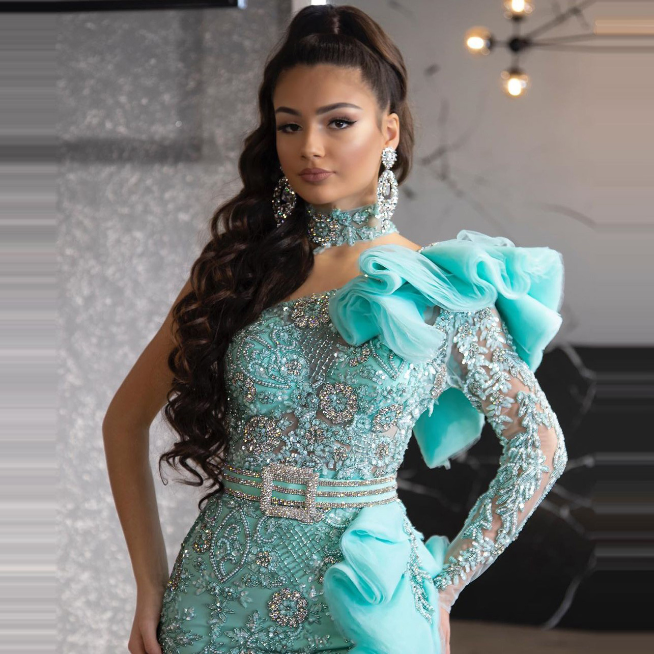 2021 New Chic Mint Green Prom Dresses High Slit Beadings Appliques One Shoulder Sheer Long Sleeve With Ruffles evening gown