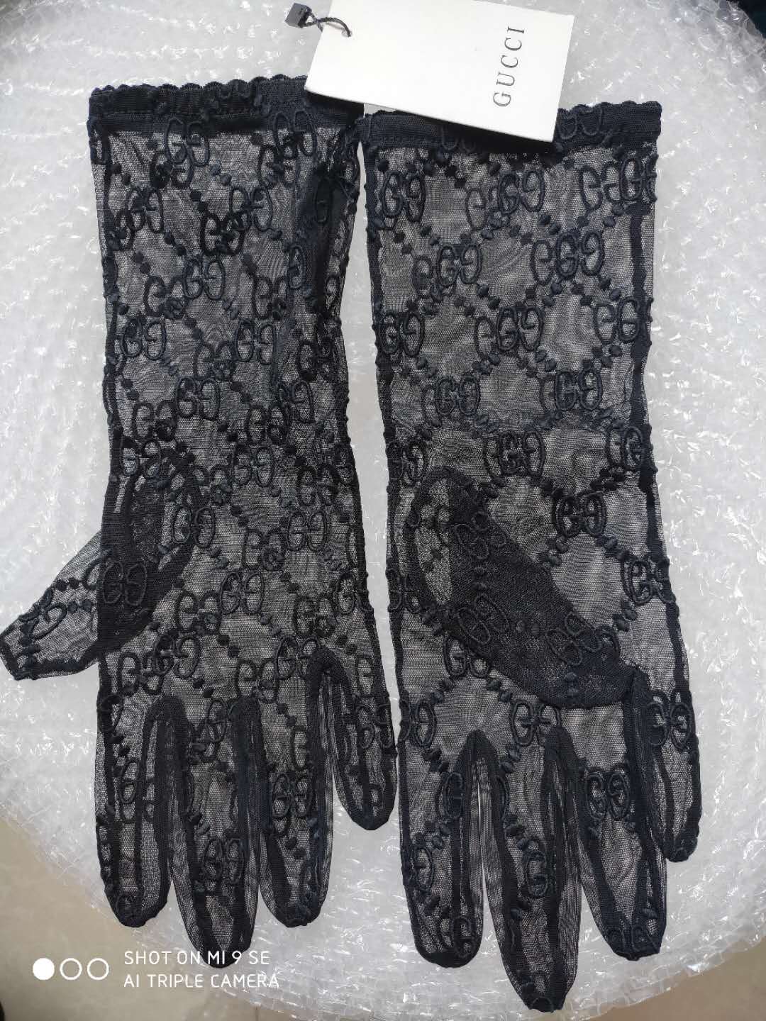 Luxury long Lace Bride Bridal Gloves Wedding Gloves Crystals Wedding Accessories Lace Gloves for Brides five Fingerless Wrist Leng no box
Luxury long Lace Bride Bridal Gloves Wedding Gloves Crystals Wedding Accessories Lace Gloves for Brides five Fingerless Wrist Leng no box