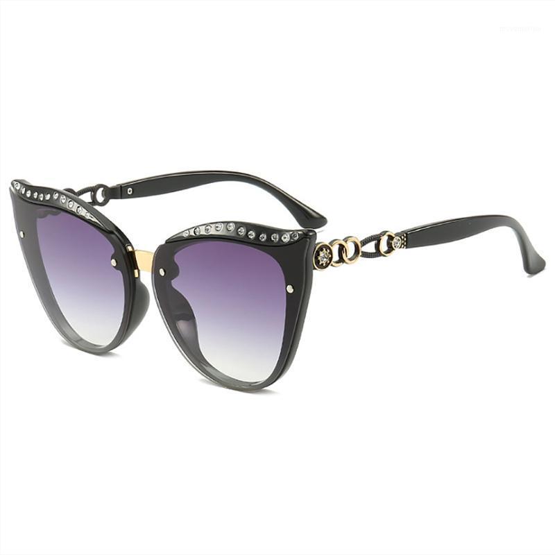 2020 Fashion Retro Women Sunglasses Gradient Plastic Material Lenses Cat Eye 2784 UV400 Protection Eyewear1
2020 Fashion Retro Women Sunglasses Gradient Plastic Material Lenses Cat Eye 2784 UV400 Protection Eyewear1
