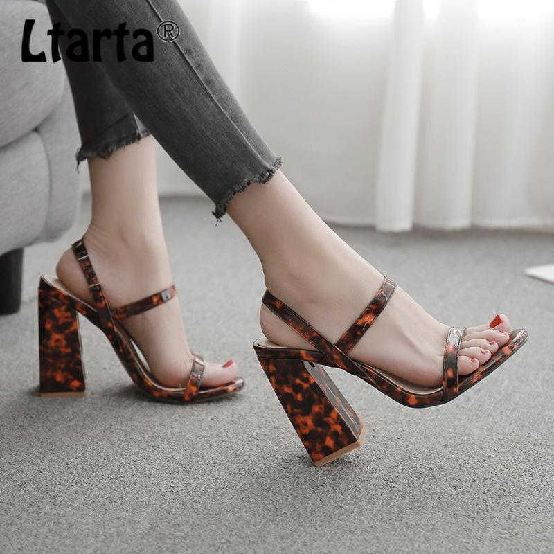 LTARTA Women Shoes2020 Summer Fashion All-match New Sexy Leopard Print Chunky Heel Hollow-out Large Size Women's Sandals ZL1, Leopard brown
LTARTA Women Shoes2020 Summer Fashion All-match New Sexy Leopard Print Chunky Heel Hollow-out Large Size Women's Sandals ZL1, Leopard brown