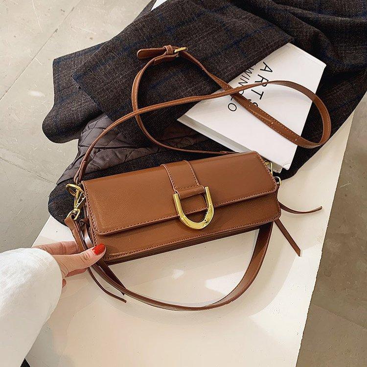 Brand Designer PU Leather Women's Shoulder Bag Retro Simple Handbag Small Flap Crossbody Bag, Black
Brand Designer PU Leather Women's Shoulder Bag Retro Simple Handbag Small Flap Crossbody Bag, Black