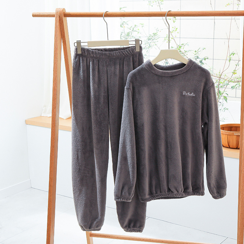Women Winter Pajama 2 Pieces Set Soft Thick Warm Coral Fleece Sleepwear High Quality Oneck Pajamas Woman Home Loungewear 201113