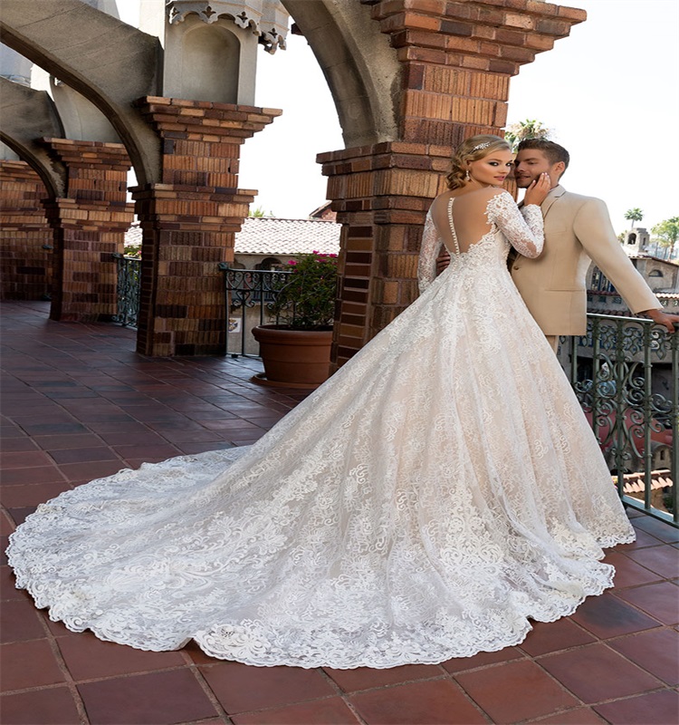 Gorgeous A-line Wedding Dresses Jewel Sheer Long Sleeves Appliques Lace Ruched Bridal Gowns Sweep Train Custom Made Vestidos De Novia
