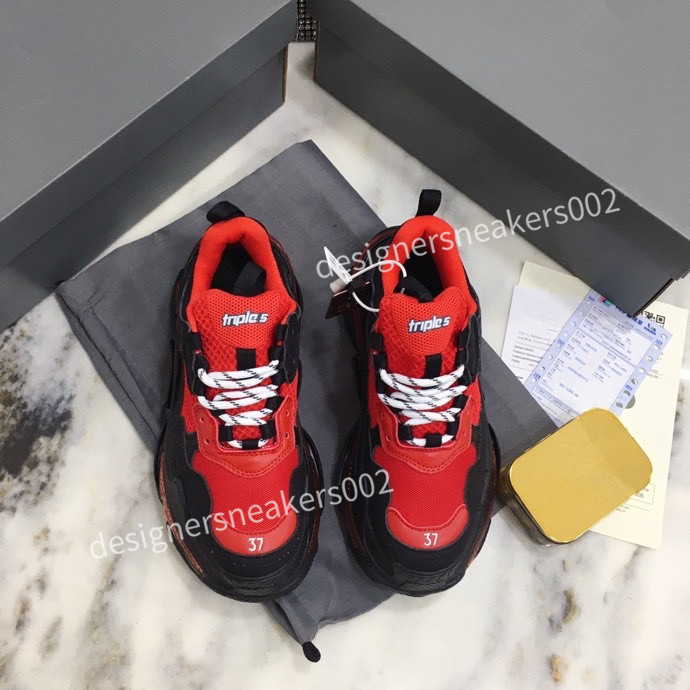 2021Woman Black Walking Sneakers Men Women Black Red Casual Shoes Fashion Paris Sneakers yx201226, 05
2021Woman Black Walking Sneakers Men Women Black Red Casual Shoes Fashion Paris Sneakers yx201226, 05
