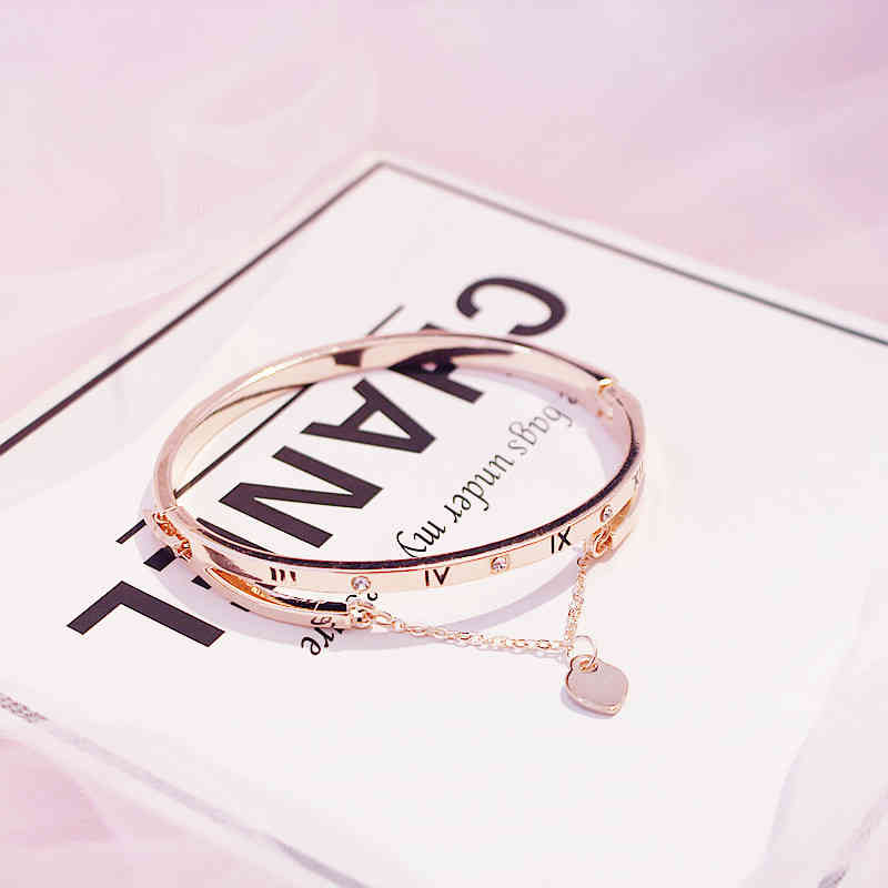 Gold Rose Stainless Steel Bracelets Bangles Female Heart Forever Love Charm Bracelet for Women Jewelry
Gold Rose Stainless Steel Bracelets Bangles Female Heart Forever Love Charm Bracelet for Women Jewelry