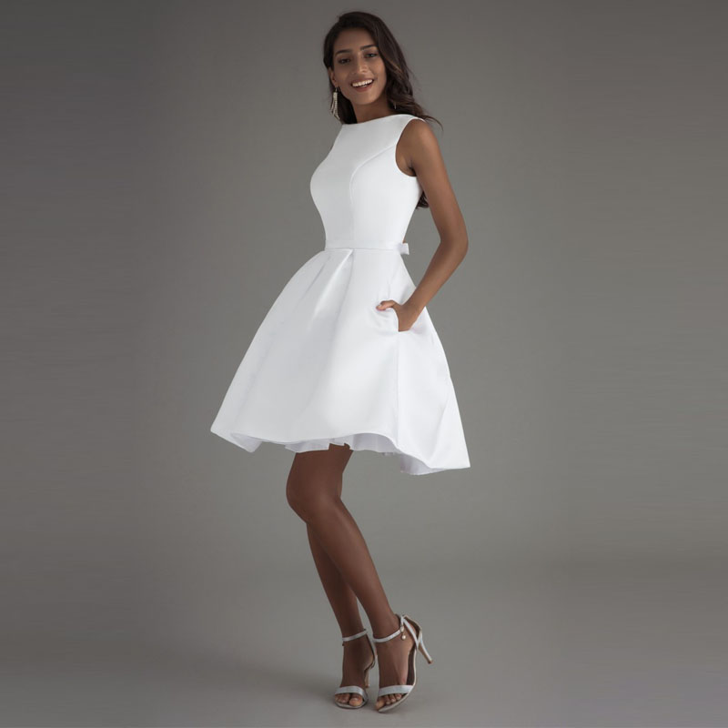 Booma Short Wedding Dresses 2020 White ivory Bridal Dress White Bride Gowns High quality Satin Wedding Party Dresses
Booma Short Wedding Dresses 2020 White ivory Bridal Dress White Bride Gowns High quality Satin Wedding Party Dresses