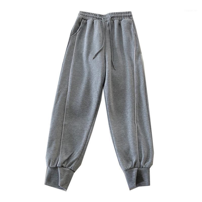 Gray casual sports pants women loose trousers split trousers thin black guard pants spring and autumn pants women1
Gray casual sports pants women loose trousers split trousers thin black guard pants spring and autumn pants women1