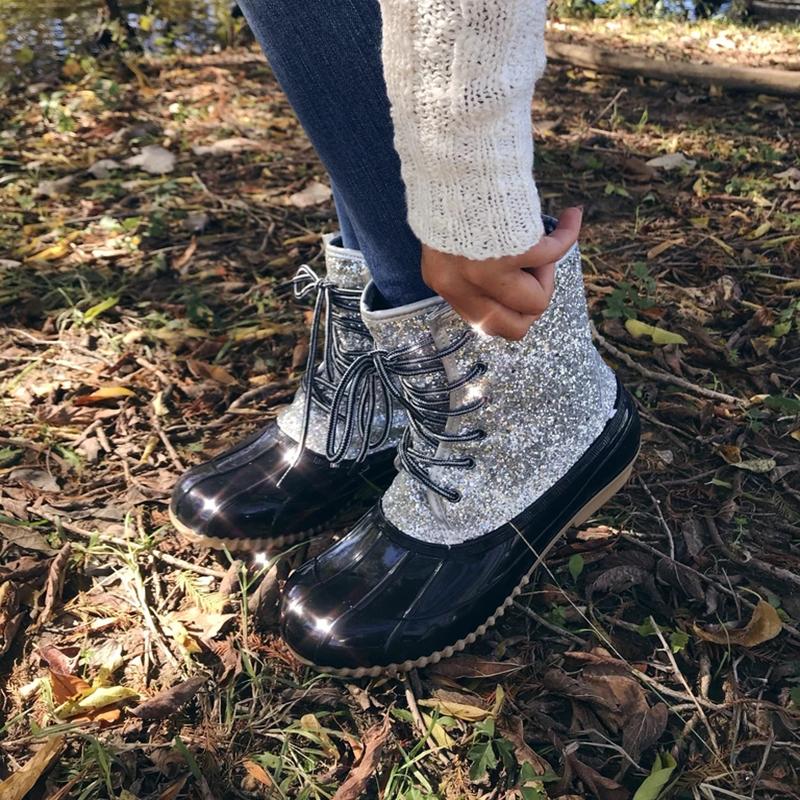 STS Jelly Shoes 2020 Women Sexy Ankle Boots Bling Sequin Female PVC Water Shoes Boots For Women Sandals Mujer Dropship, Leopard
STS Jelly Shoes 2020 Women Sexy Ankle Boots Bling Sequin Female PVC Water Shoes Boots For Women Sandals Mujer Dropship, Leopard
