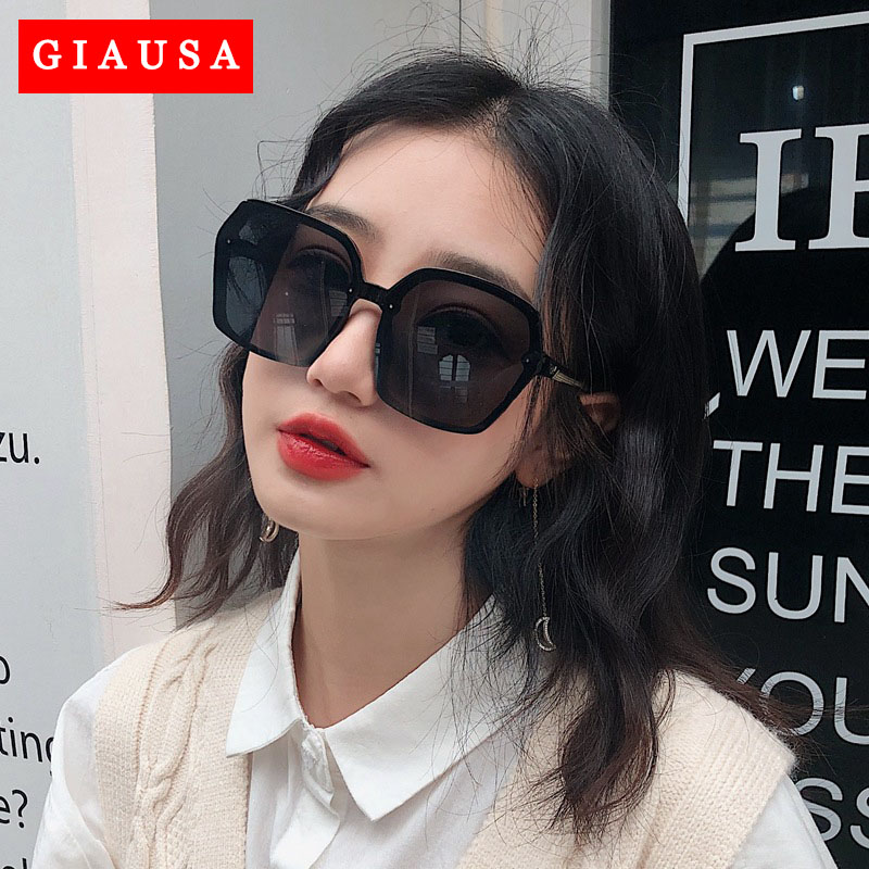 2020 Oversized Sunglasses Women Gradient Shades Sun Glasses Female Vintage Big Frame Sunglass Hollow Frame GIAUSA
2020 Oversized Sunglasses Women Gradient Shades Sun Glasses Female Vintage Big Frame Sunglass Hollow Frame GIAUSA