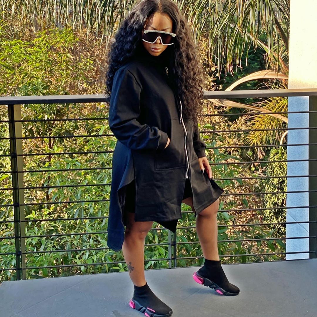 Hoodies Spot 2021 European and American spring autumn long-sleeved women's solid color plus velvet sweater jacket