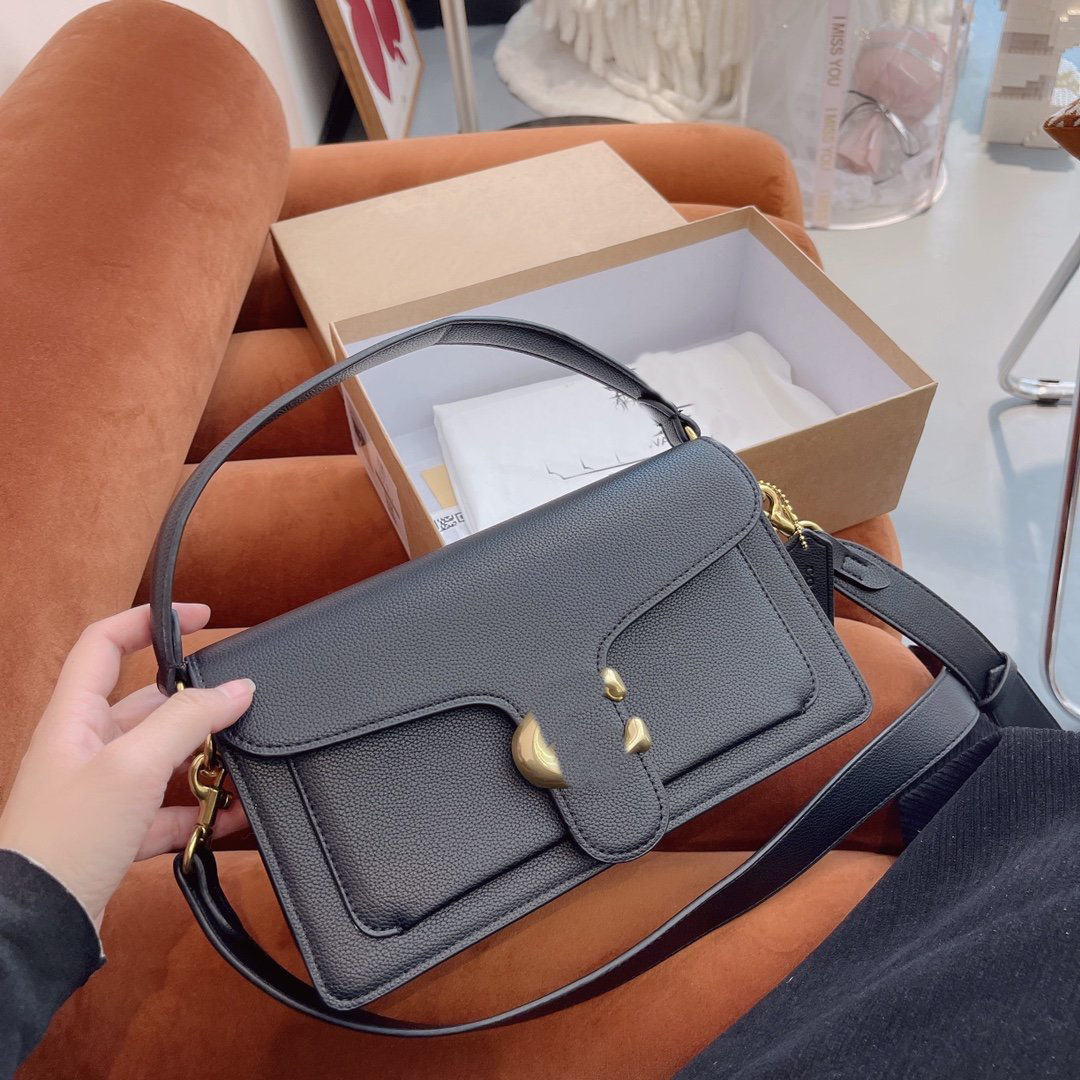 Western style Designer Bag Outdoor Sports Bags Messenger Camo Coachs Duffel Bags Fashion Waist Luxury Camera Chest gdfs
Western style Designer Bag Outdoor Sports Bags Messenger Camo Coachs Duffel Bags Fashion Waist Luxury Camera Chest gdfs