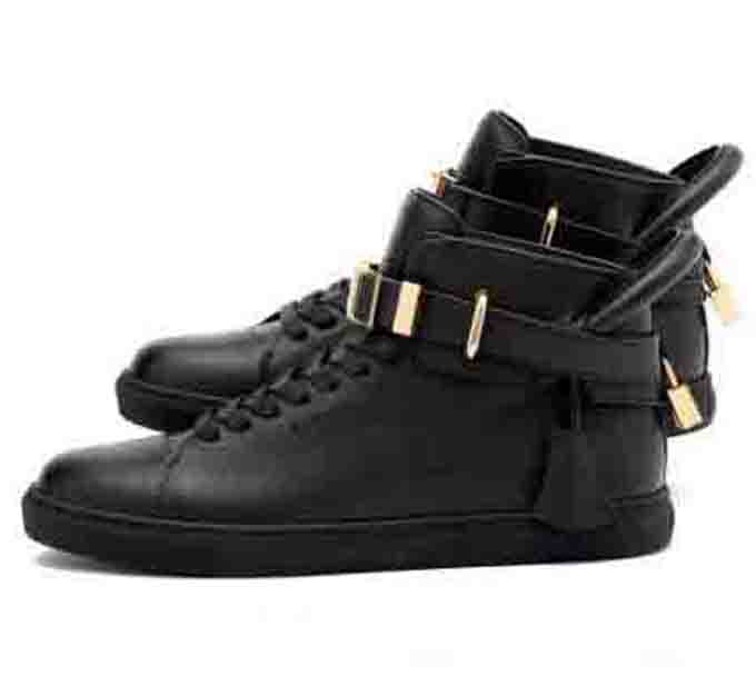 Mens Fashion Locks Shoes Flats Genuine Leather Arena Sports Sneakers High Top Designer Casual Trainers Men's Skateboard Shoes Paris Luxurys
Mens Fashion Locks Shoes Flats Genuine Leather Arena Sports Sneakers High Top Designer Casual Trainers Men's Skateboard Shoes Paris Luxurys