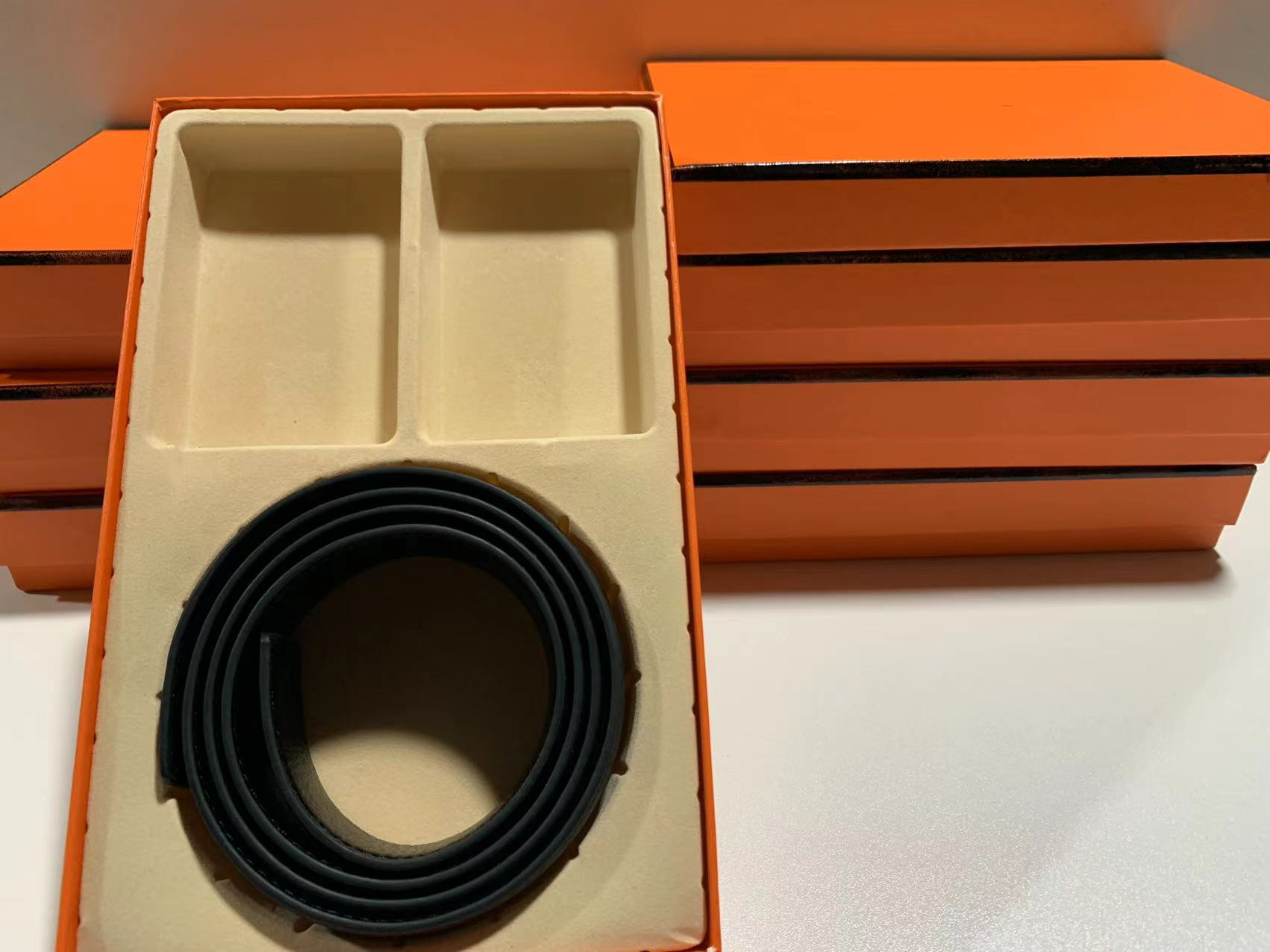 Luxury Designer Belt Fashion Big Buckle Leather Belts Classic Mens Womens High Quality Width 3.8cm with Premium Gift Box, With box
Luxury Designer Belt Fashion Big Buckle Leather Belts Classic Mens Womens High Quality Width 3.8cm with Premium Gift Box, With box
