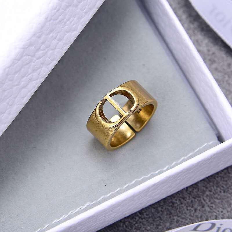 2020 New D family/Di family ring female CD letter temperament net bronze earrings bracelet necklace, Silver
2020 New D family/Di family ring female CD letter temperament net bronze earrings bracelet necklace, Silver