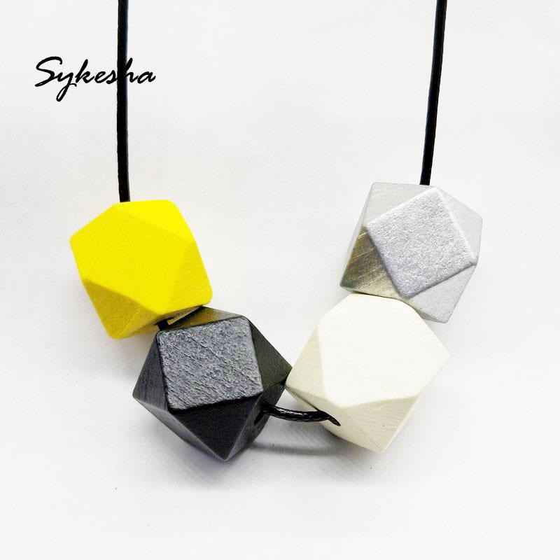 2020 New Colorful Statement Collar Necklaces Women Long Rope Big Wooden Beads Pendant Sweater Necklace For Christmas Party Gift
2020 New Colorful Statement Collar Necklaces Women Long Rope Big Wooden Beads Pendant Sweater Necklace For Christmas Party Gift