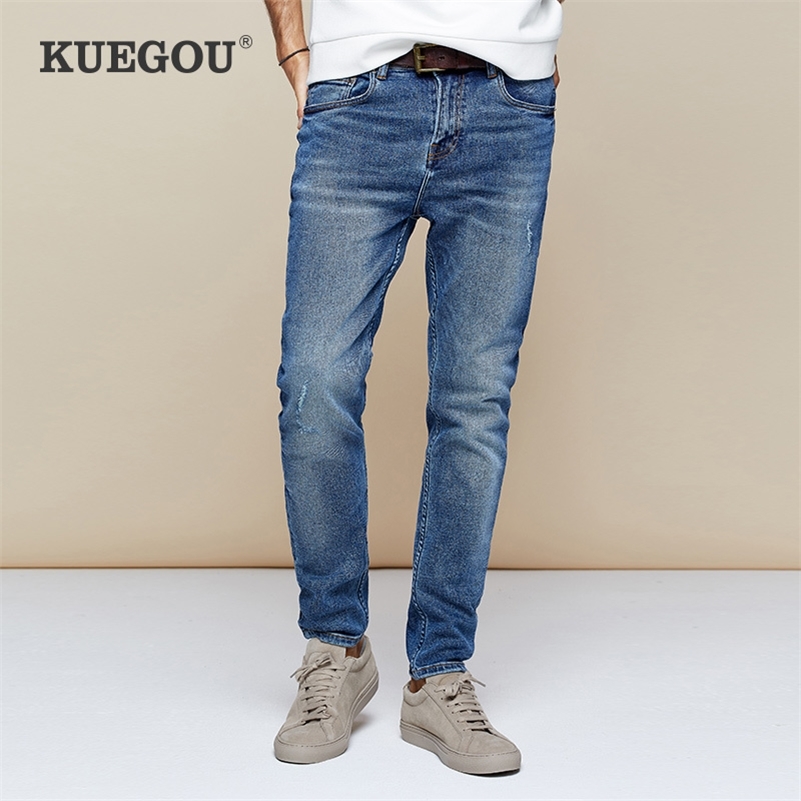 KUEGOU cotton spandex Men's jeans winter Male south Korean style fashion slim pencil pants men joker blue jeans KK-2958 201111
KUEGOU cotton spandex Men's jeans winter Male south Korean style fashion slim pencil pants men joker blue jeans KK-2958 201111