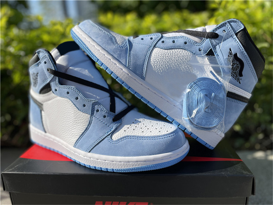 Newest 2021 High OG 1 University Blue Black White Outdoor Shoes Men Midnight Blue Authentic Sneakers Zapatos Sports With Original Box 7-13, Customize
Newest 2021 High OG 1 University Blue Black White Outdoor Shoes Men Midnight Blue Authentic Sneakers Zapatos Sports With Original Box 7-13, Customize