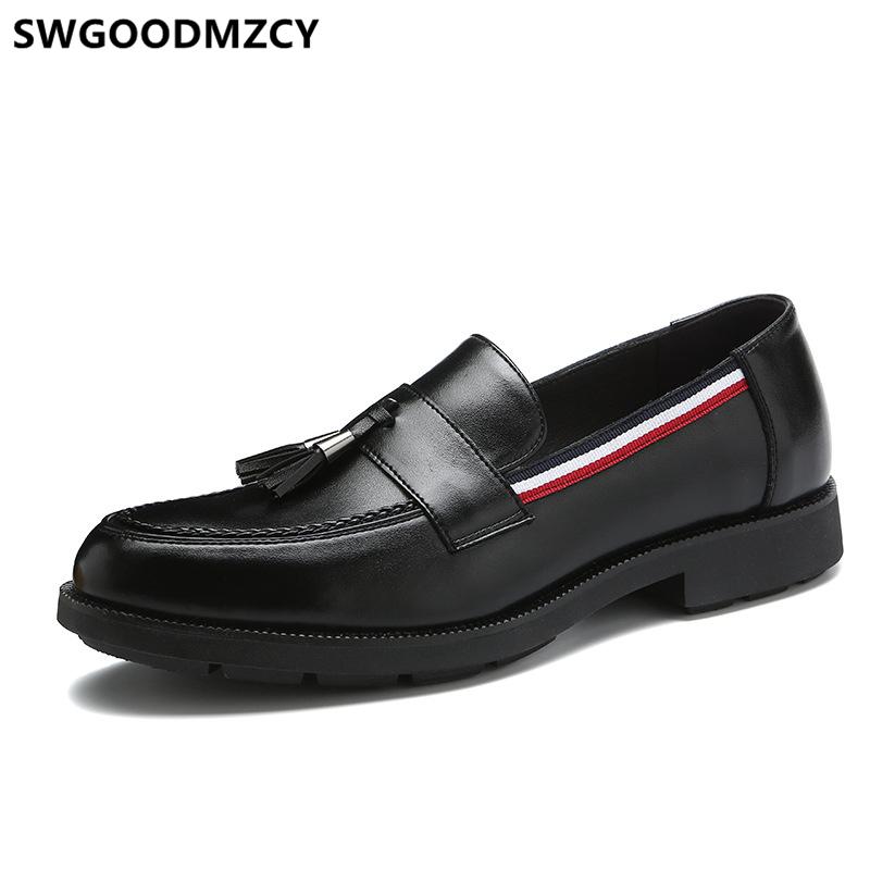 Wedding Dress Shoes Men Formal Evening Dress Italian Brand Loafers Men Official Shoes Coiffeur Luxury Leather Ayakkabi, Black
Wedding Dress Shoes Men Formal Evening Dress Italian Brand Loafers Men Official Shoes Coiffeur Luxury Leather Ayakkabi, Black