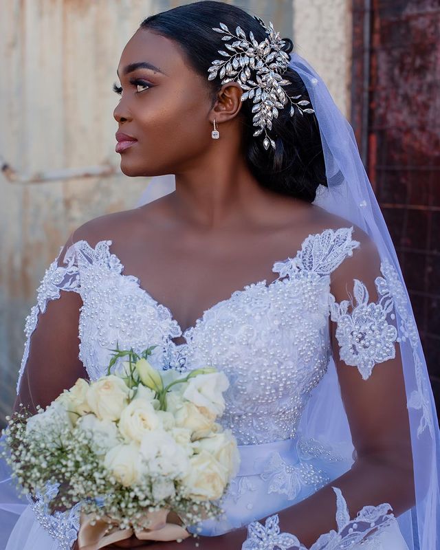 Plus Size South African Mermaid Wedding Dresses With Detachable Train Pearls Beading Top Lace Full Sleeve Bridal Gowns