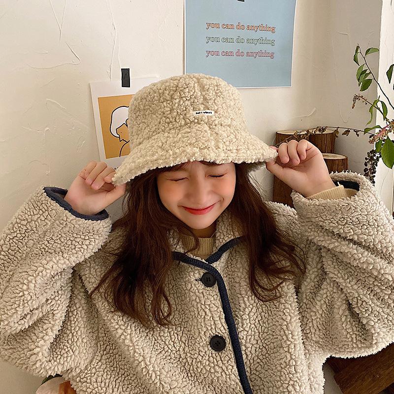 Winter Bucket Hat For Women Teddy Velvet Warm Ear Protector Fisherman Hat Accessories Vintage Lamb Velvet Cap Lovely Plush Hats
Winter Bucket Hat For Women Teddy Velvet Warm Ear Protector Fisherman Hat Accessories Vintage Lamb Velvet Cap Lovely Plush Hats