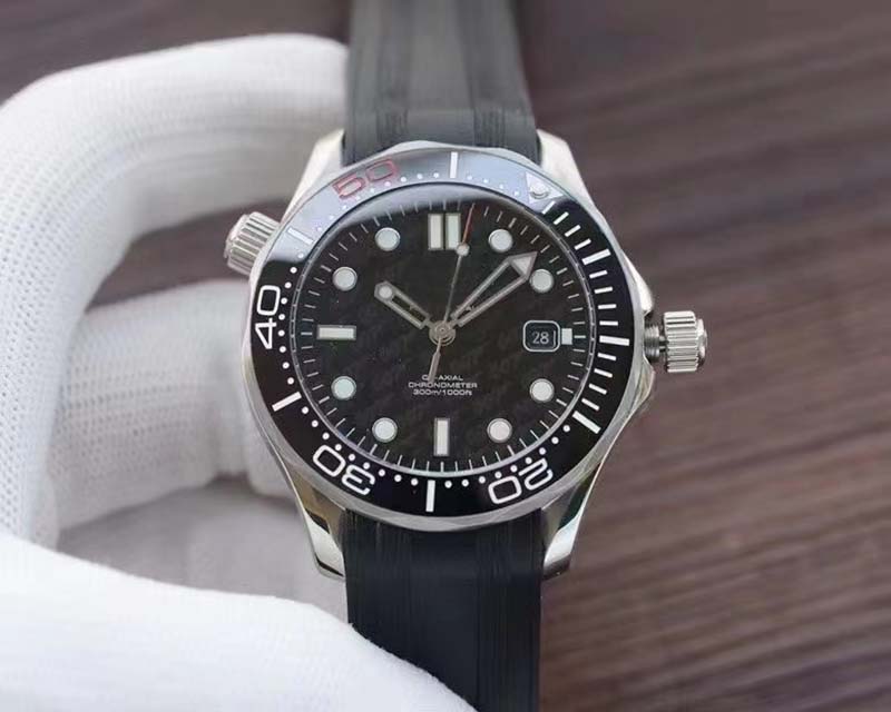 New Style High Quality Automatic Movement men Watch Sapphire Crystal Black Dial Male Watch Sweat Rubber Band Free Shipping
New Style High Quality Automatic Movement men Watch Sapphire Crystal Black Dial Male Watch Sweat Rubber Band Free Shipping
