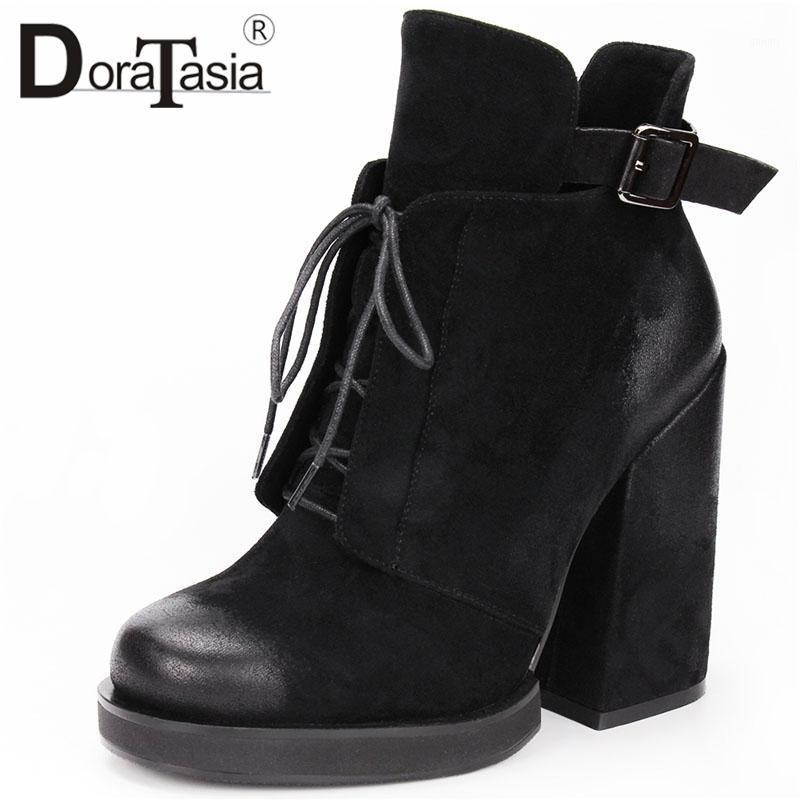 DORATASIA 2020 New Arrivals Dropship Large Size 35-41 Chunky High Heels Ankle Boots Woman Shoes Women Zip Up Black Shoes Woman1, Red flock
DORATASIA 2020 New Arrivals Dropship Large Size 35-41 Chunky High Heels Ankle Boots Woman Shoes Women Zip Up Black Shoes Woman1, Red flock