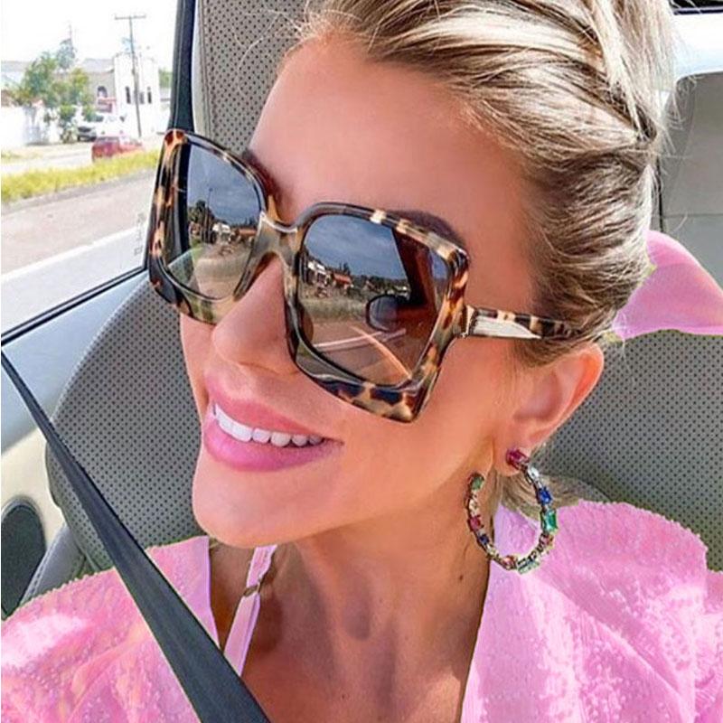 Female Big Frame Gradient Sun Glasses Womens Fashion Oversized Brand Designer Plastic Women Sunglasses UV400
Female Big Frame Gradient Sun Glasses Womens Fashion Oversized Brand Designer Plastic Women Sunglasses UV400