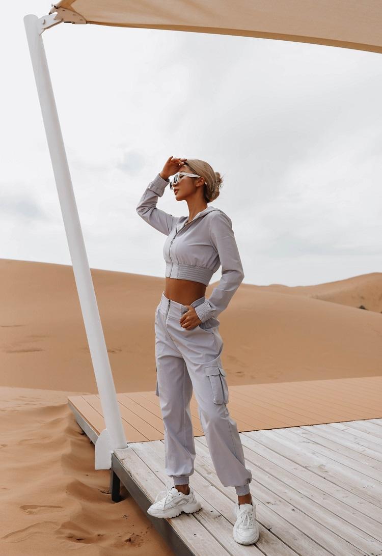 ARIA Sports Aria Women' loose Trousers With Patch Pockets/Slimming Overalls Running Casual Pants Fitness Training Sports Women, Deep coffee color
ARIA Sports Aria Women' loose Trousers With Patch Pockets/Slimming Overalls Running Casual Pants Fitness Training Sports Women, Deep coffee color