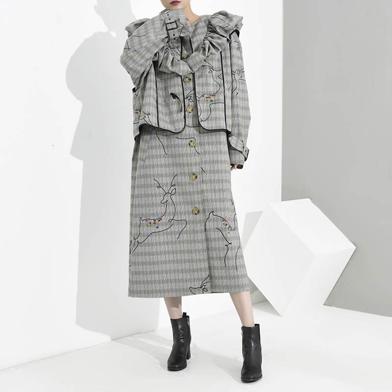 [EAM] Women Plaid Ruffles Big Size Trench New Lapel Long Sleeve Loose Fit Windbreaker Fashion Tide Spring Autumn 1B7380 201102