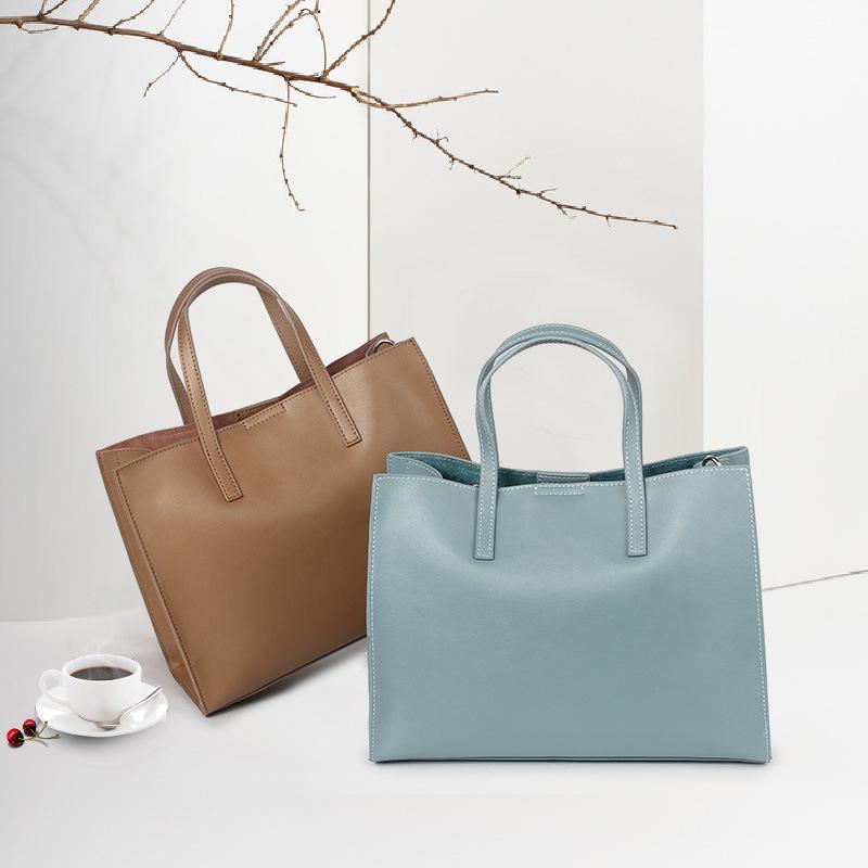 Explosive 2021 new leather handbags fashion simple and versatile large-capacity shopping bag single shoulder bag Solid color, Black 
Explosive 2021 new leather handbags fashion simple and versatile large-capacity shopping bag single shoulder bag Solid color, Black