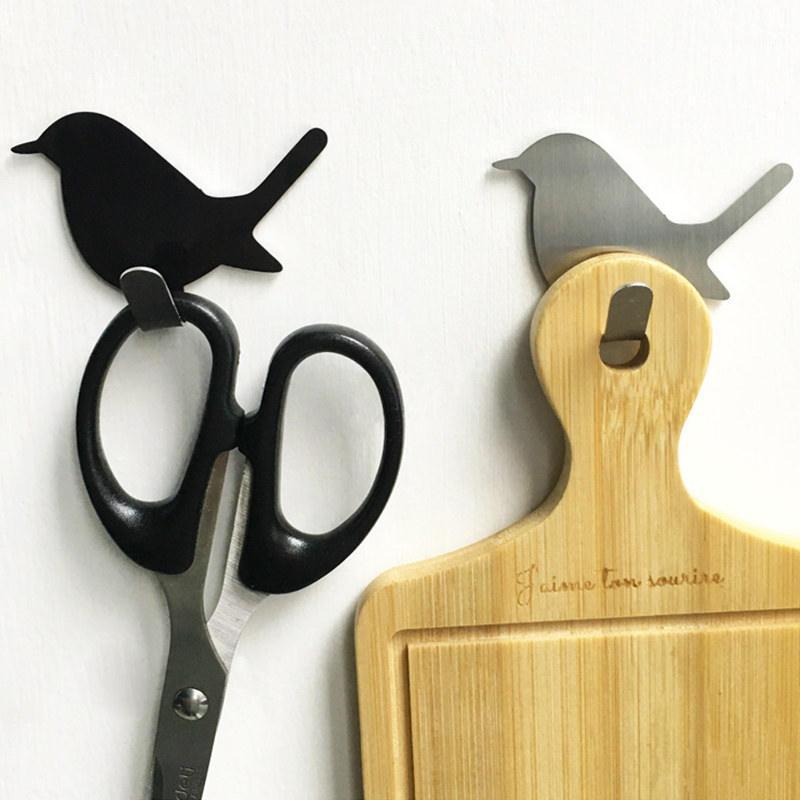2PCs Sticky Hooks Vintage Bird Shaped Refrigerator Back Door Hooks Punch-free Key Towel Hat Bag Wall Hanging Organizer 5.9*4.2cm1
2PCs Sticky Hooks Vintage Bird Shaped Refrigerator Back Door Hooks Punch-free Key Towel Hat Bag Wall Hanging Organizer 5.9*4.2cm1