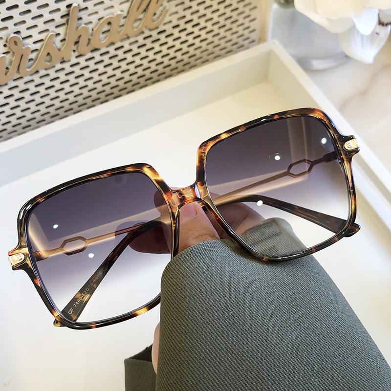 New Fashion Oversized Square Sunglasses Women Vintage Optical Glasses Frame Men Eyeglasses Female Sun Glasses Oculos Feminino
New Fashion Oversized Square Sunglasses Women Vintage Optical Glasses Frame Men Eyeglasses Female Sun Glasses Oculos Feminino