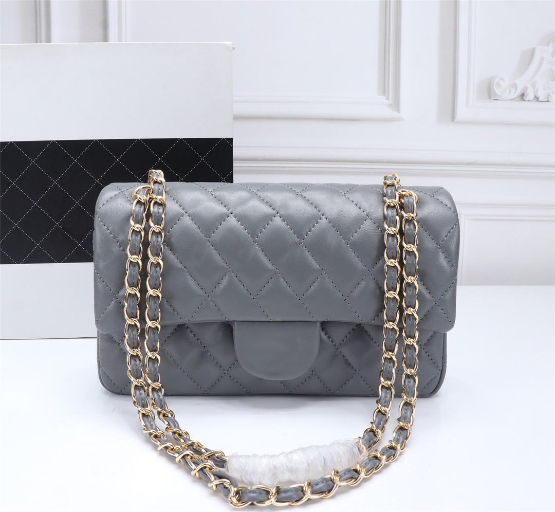 Designer Handbag Shoulder Chain Bag Clutch Flap Totes Wallet Check Velour Thread Purse Double Letters Solid Hasp Waist Square Stripes Women Luxury Handbags
Designer Handbag Shoulder Chain Bag Clutch Flap Totes Wallet Check Velour Thread Purse Double Letters Solid Hasp Waist Square Stripes Women Luxury Handbags