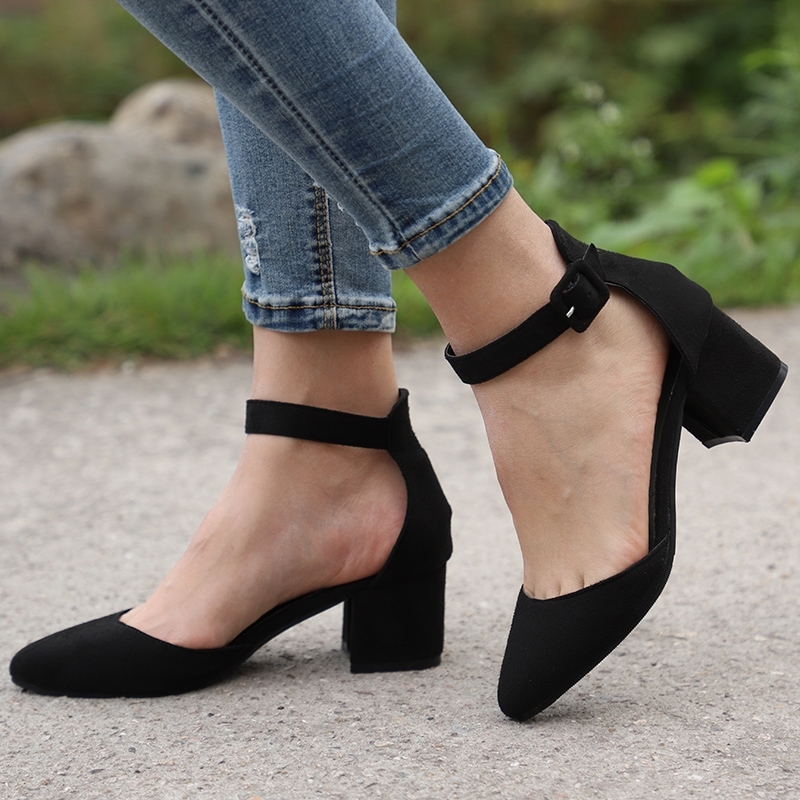With 3cm Block Heels Shoes Women Casual Ankle Strap Sandalias Mujer Plus Size Summer Sandals Female Y200323, Gray
With 3cm Block Heels Shoes Women Casual Ankle Strap Sandalias Mujer Plus Size Summer Sandals Female Y200323, Gray